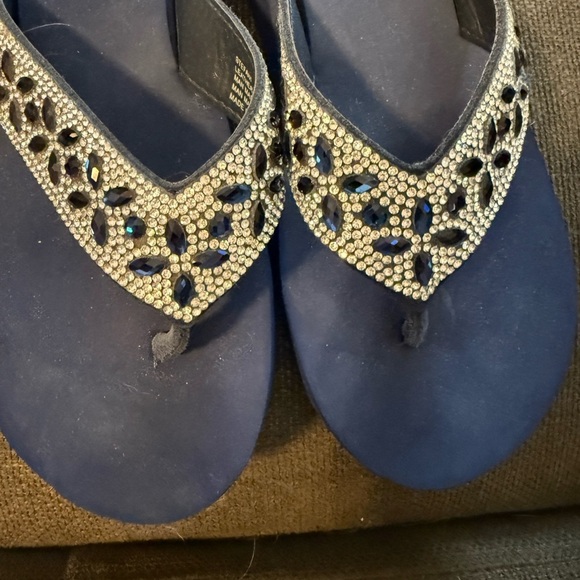 Yellow box sparrow wedge sandals navy 7 1/2 low wedge - Picture 3 of 5